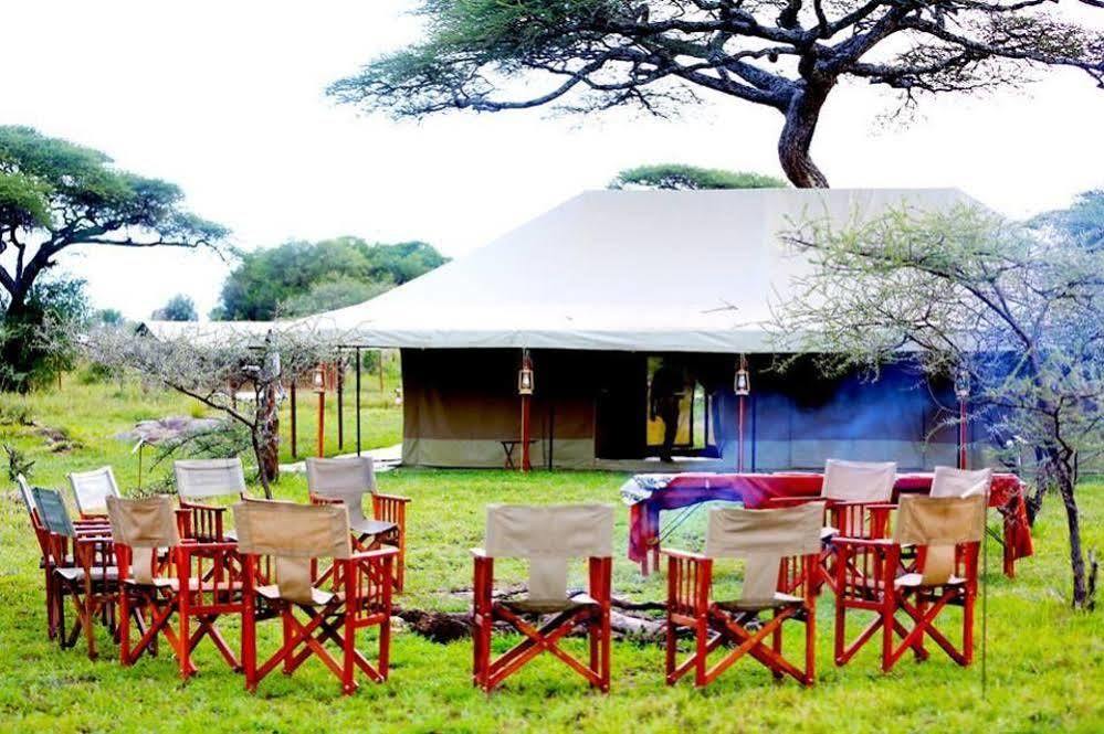 Kisura Serengeti Camp Soronera Buitenkant foto